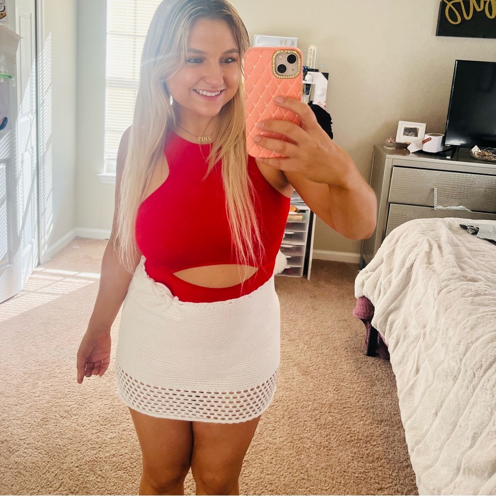 White crochet skirt